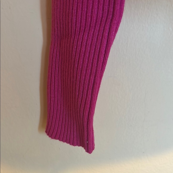 Love Tree Women's Pink Sweater with Faux Fur Collar - Picture 4 of 7